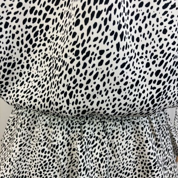 Papaya Black and White Flutter Sleeve Peplum Blouse tie neck - Picture 7 of 11